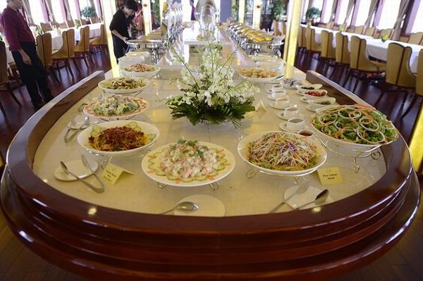 Du thuyền Golden Cruise 9999 